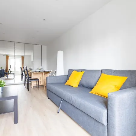 1 Bedroom Quartier Austerlitz Free Netflix Appartamento