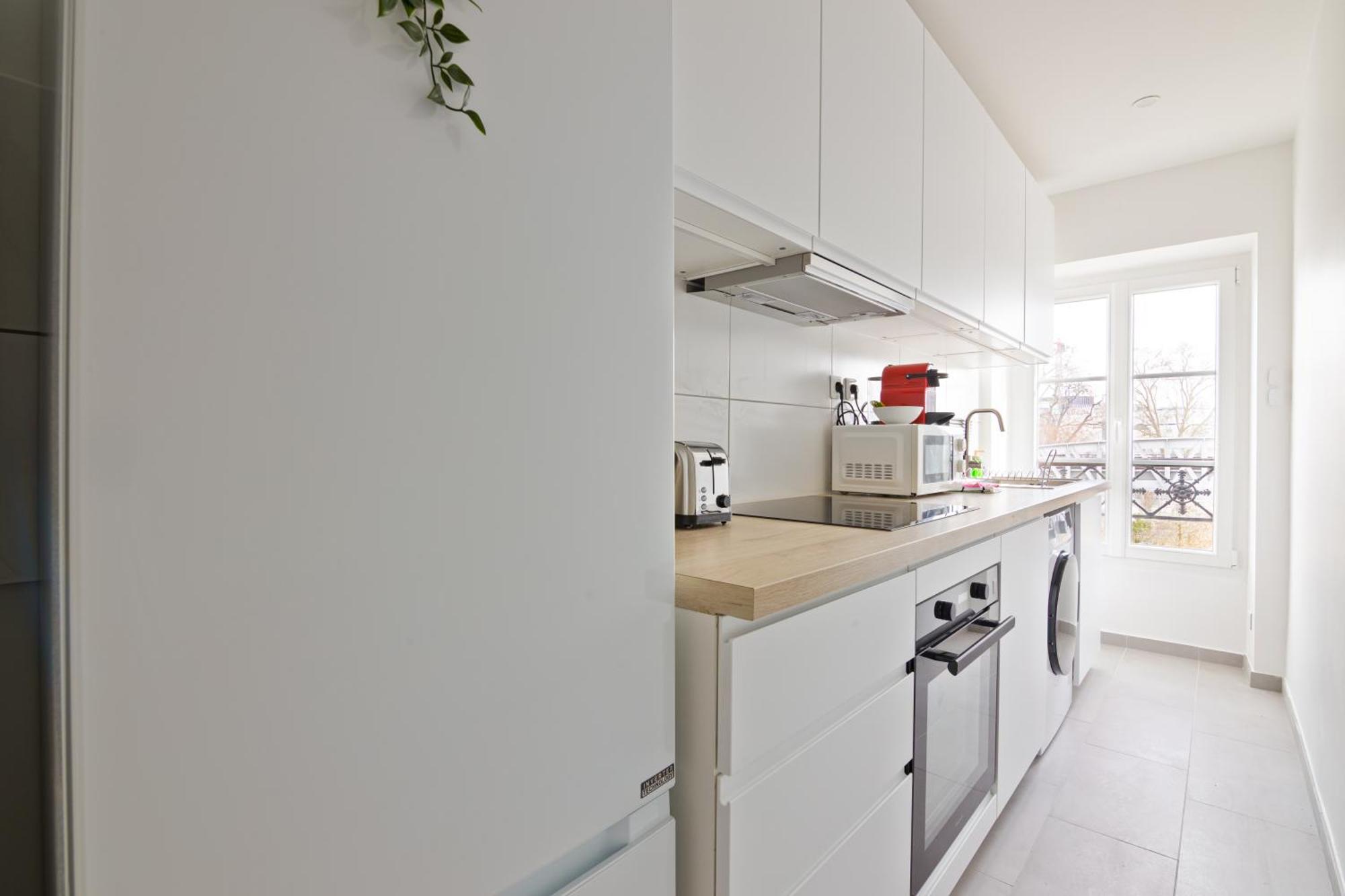 1 Bedroom Quartier Austerlitz Free Netflix